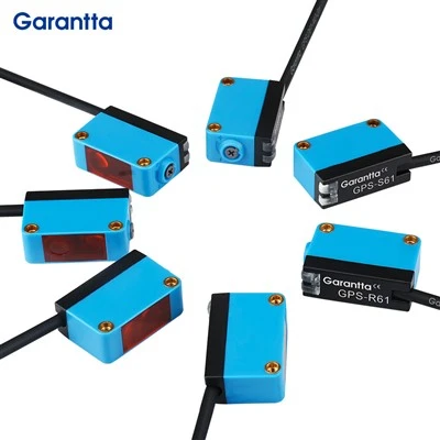 Senzor fotoelectric reflectorizant difuz